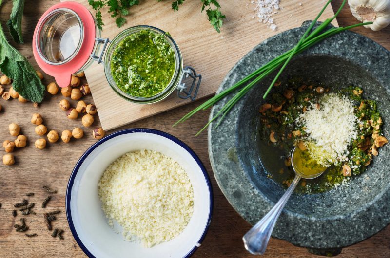 ALLGÄUER WEIßLACKER G.U. Pesto mit Allgäuer Weißlacker